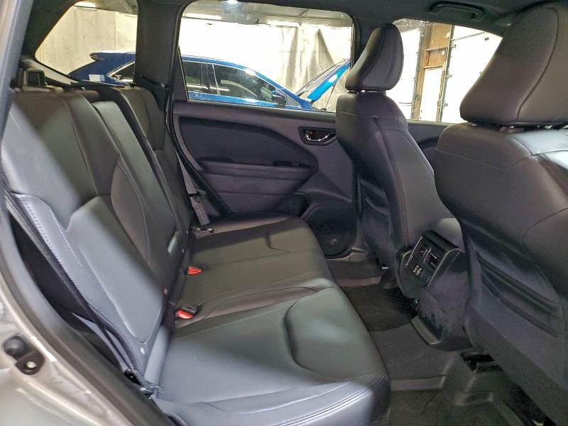 Фото 11 - SUBARU FORESTER