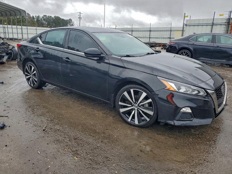 Фото 4 - NISSAN ALTIMA