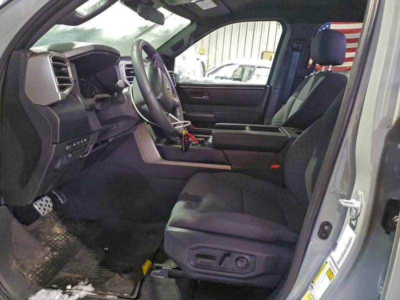 Фото 7 - TOYOTA TUNDRA