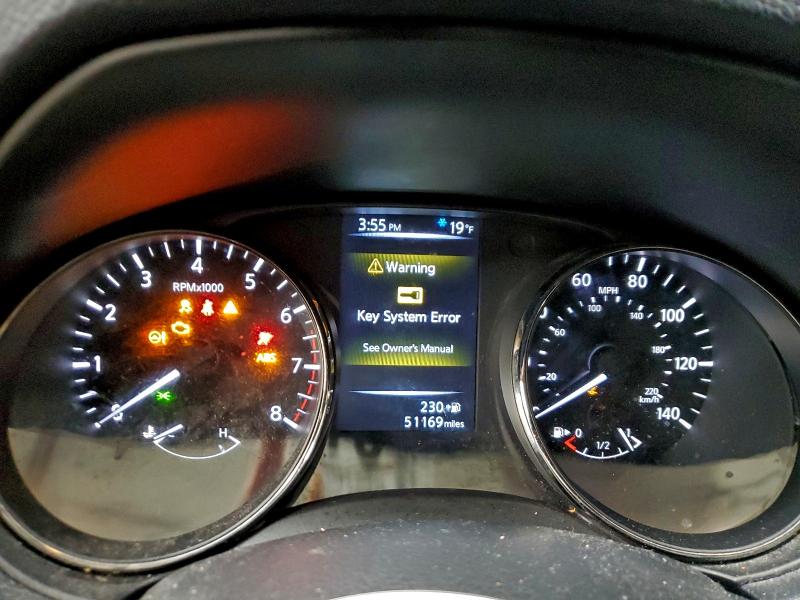 Фото 9 - NISSAN ROGUE