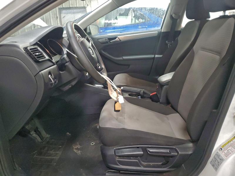 Фото 7 - VOLKSWAGEN JETTA