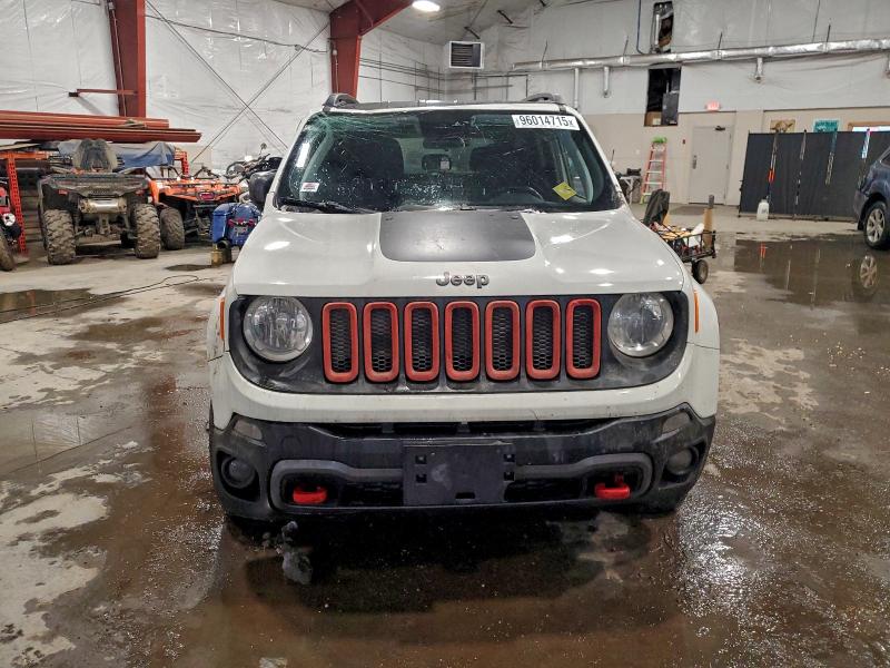 Фото 5 - JEEP RENEGADE