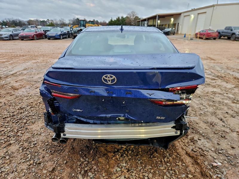 Фото 6 - TOYOTA CAMRY