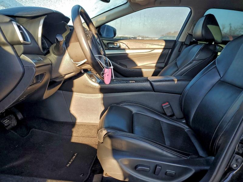 Фото 7 - NISSAN MAXIMA