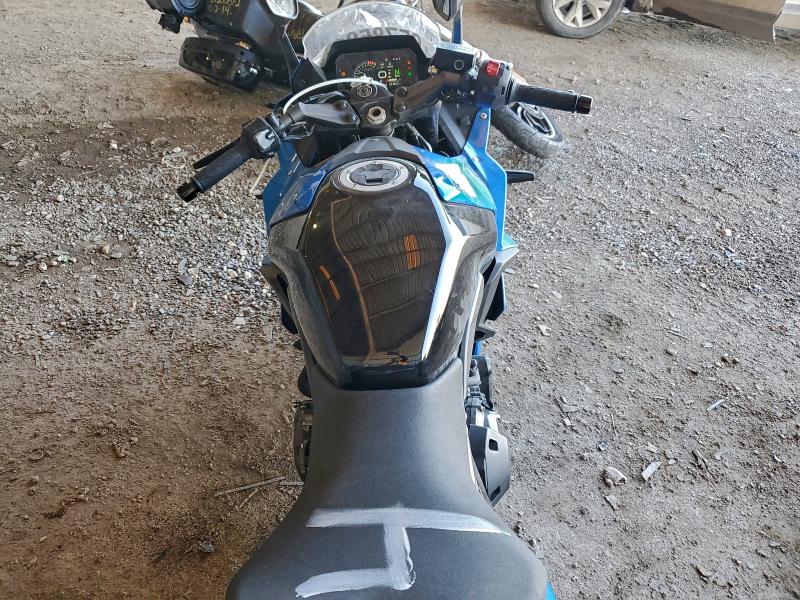 SUZUKI GSX800 F 2024