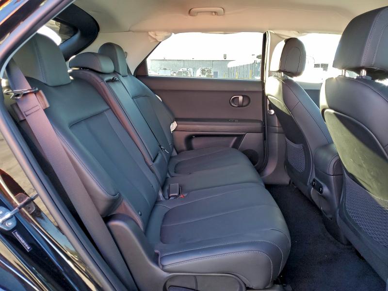 Фото 10 - HYUNDAI IONIQ