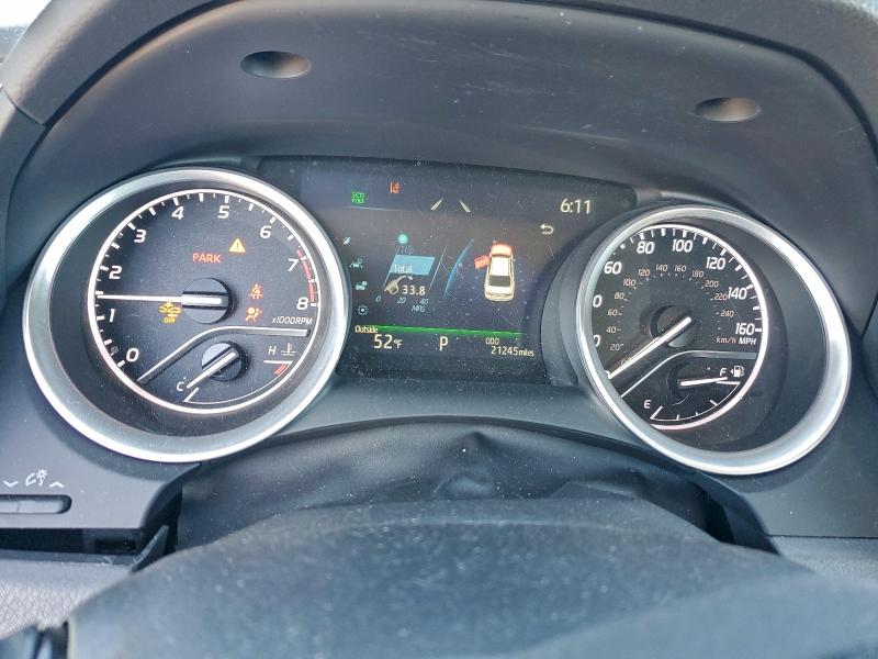 Фото 9 - TOYOTA CAMRY