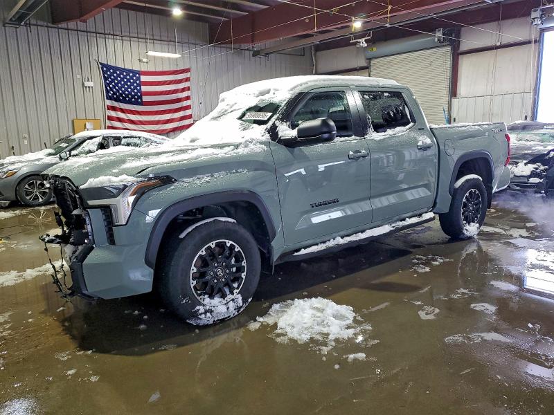 Фото 1 - TOYOTA TUNDRA