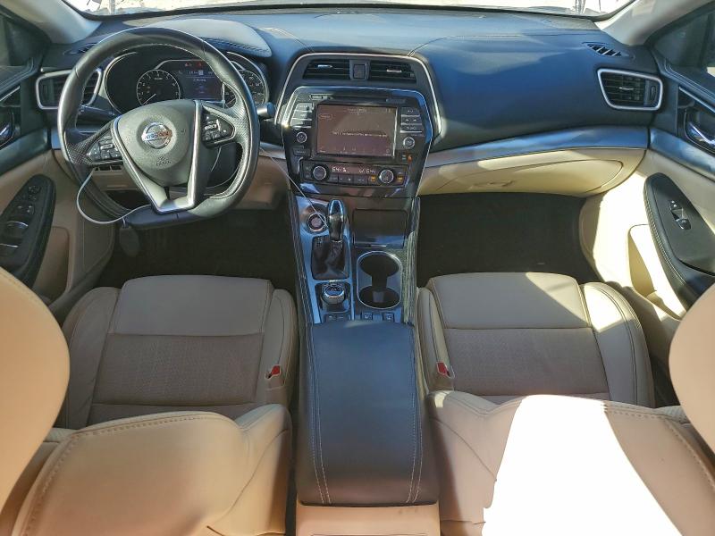 Фото 8 - NISSAN MAXIMA