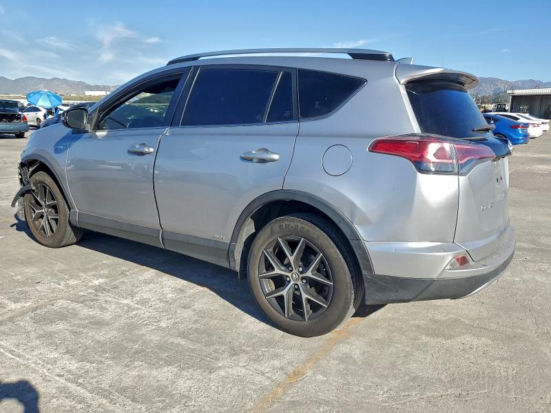 Фото 2 - TOYOTA RAV4