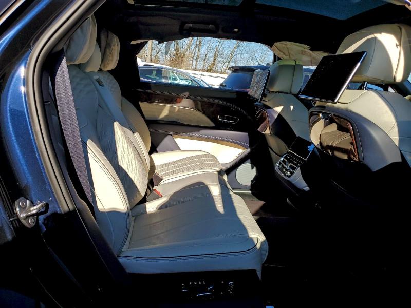 BENTLEY ALL MODELS 2023 VIN SJAHT2ZV3PC017079