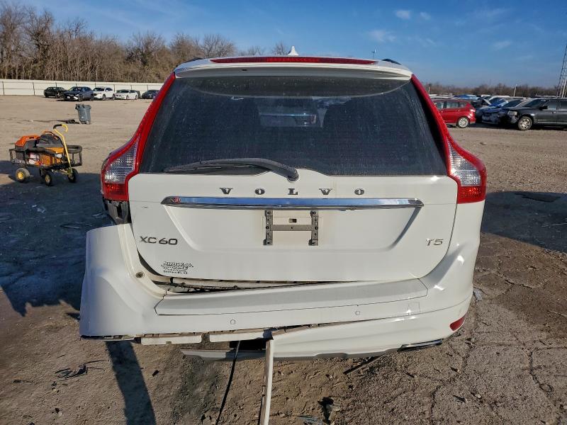 Фото 6 - VOLVO XC60