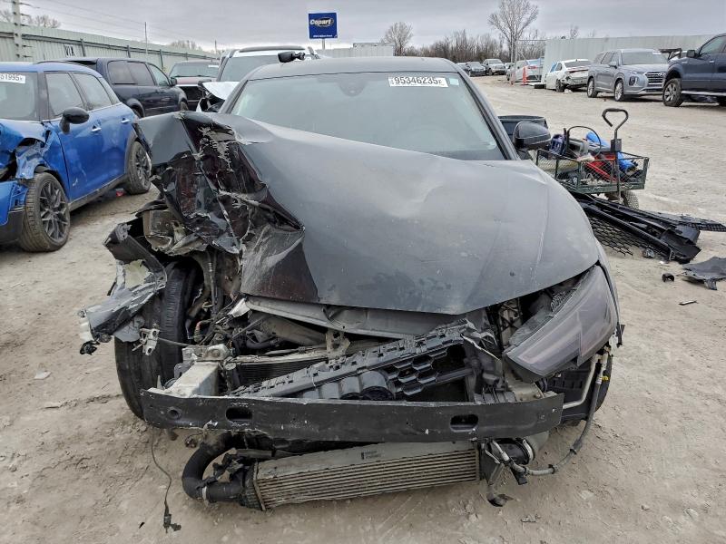 Фото 5 - AUDI A4