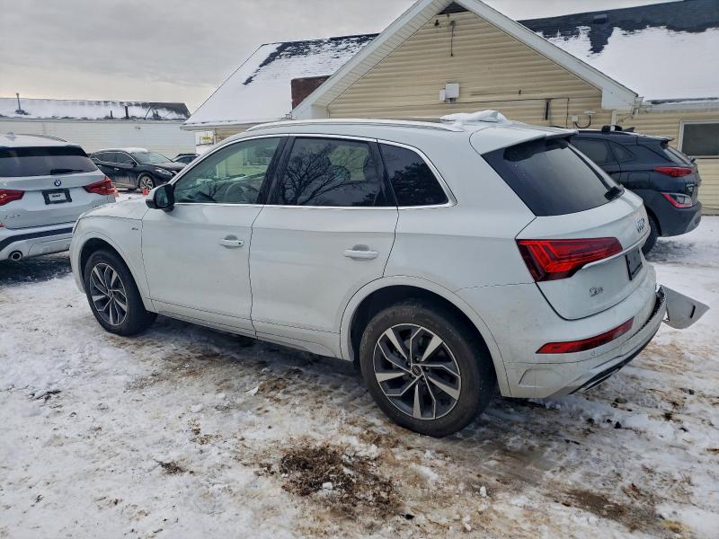 Фото 2 - AUDI Q5