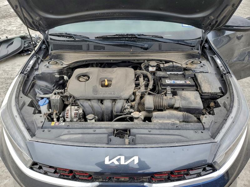 Фото 11 - KIA FORTE