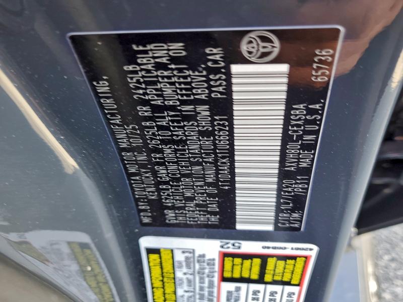 Фото 12 - TOYOTA CAMRY