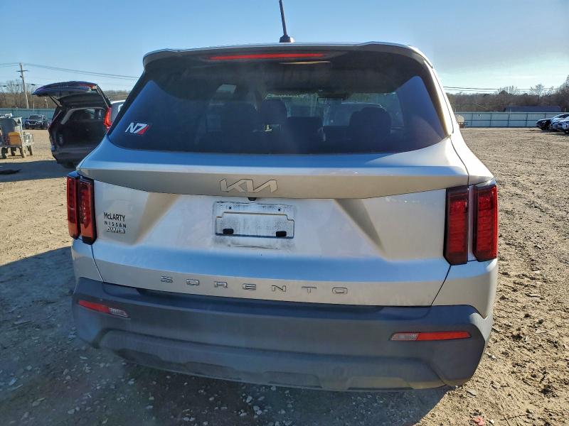 Фото 6 - KIA SORENTO