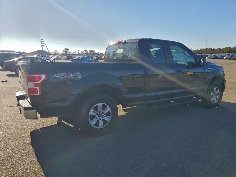 Фото 3 - FORD F-150