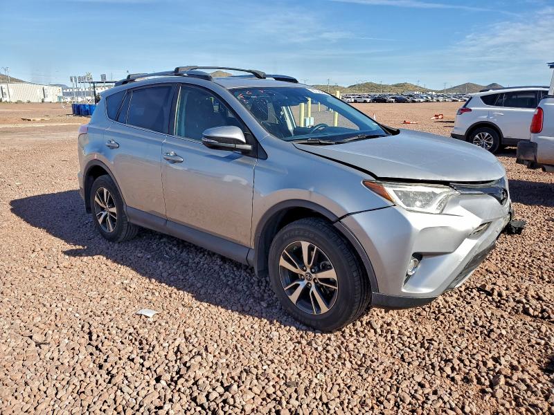 Фото 4 - TOYOTA RAV4