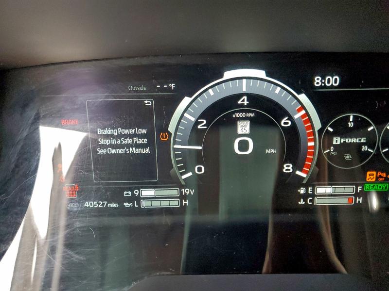 Фото 9 - TOYOTA SEQUOIA