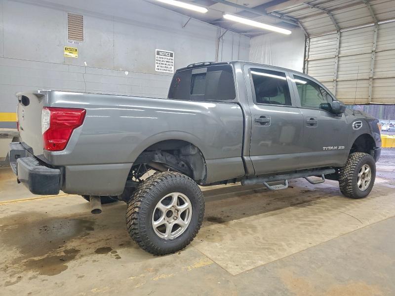 Фото 3 - NISSAN TITAN