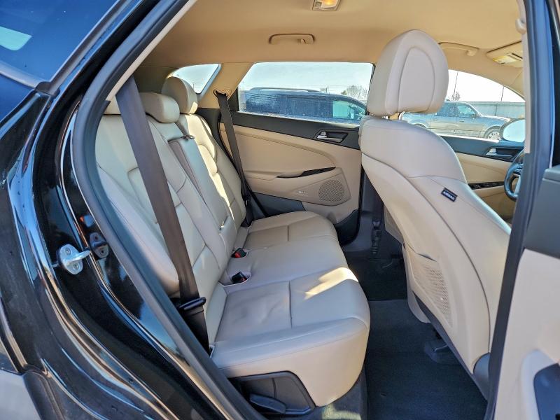 Фото 11 - HYUNDAI TUCSON