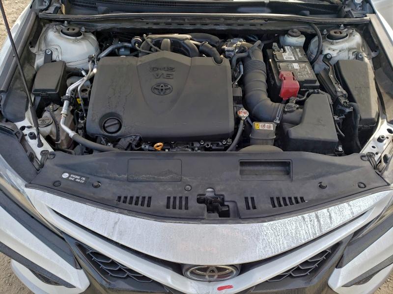 Фото 11 - TOYOTA CAMRY