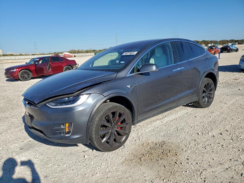 Фото 1 - TESLA MODEL X