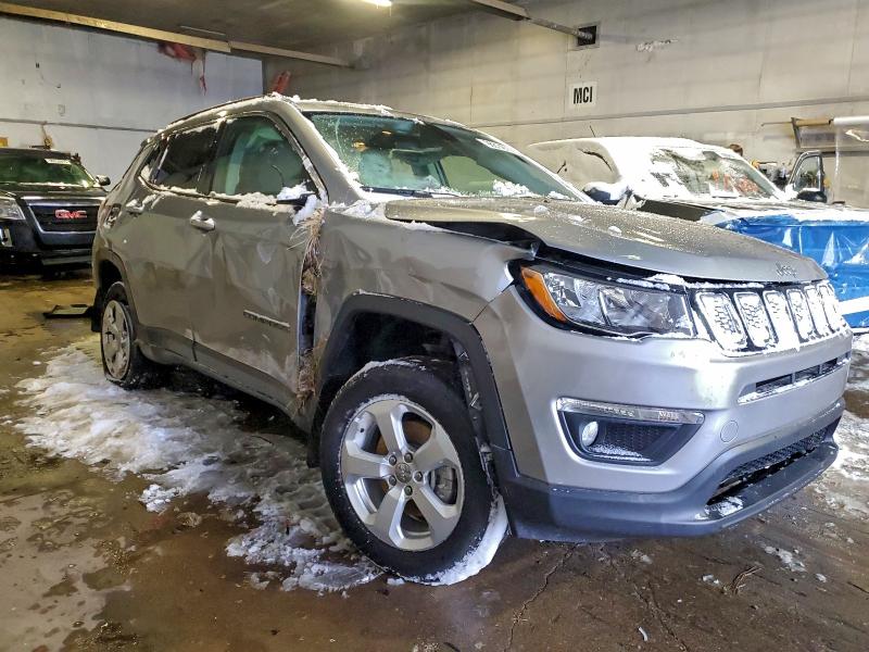 Фото 4 - JEEP COMPASS