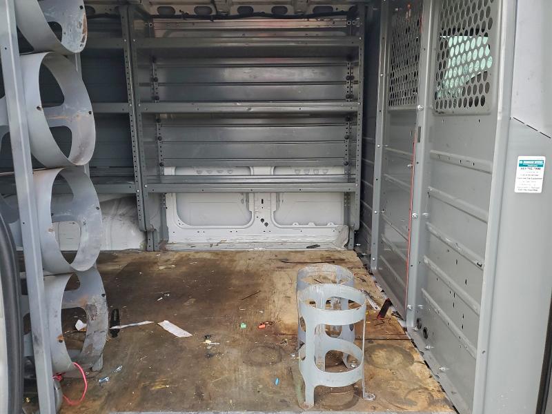 Фото 11 - NISSAN NV