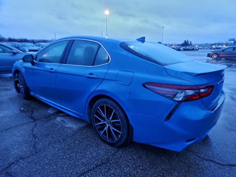 Фото 2 - TOYOTA CAMRY
