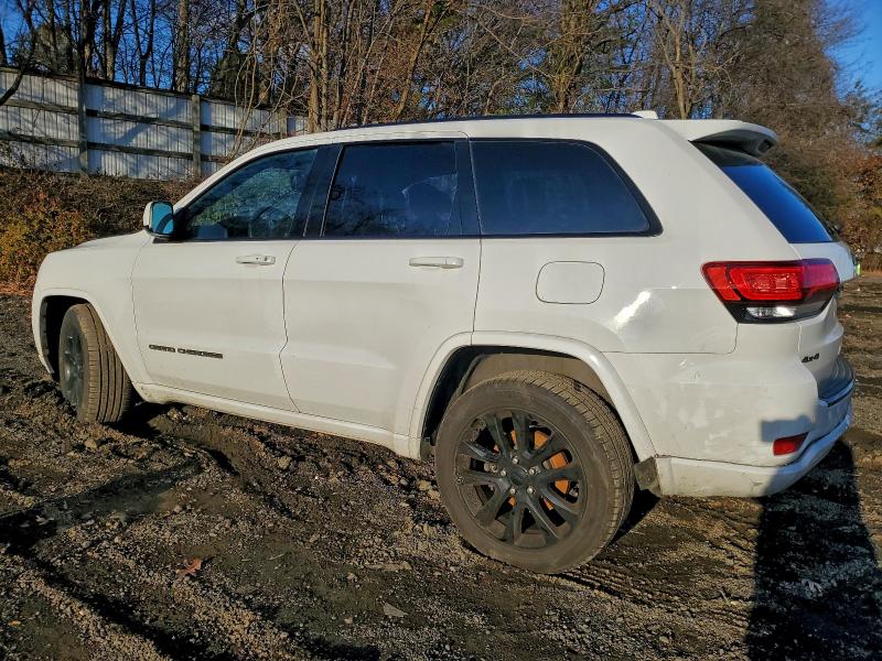 Фото 2 - JEEP GRAND CHER