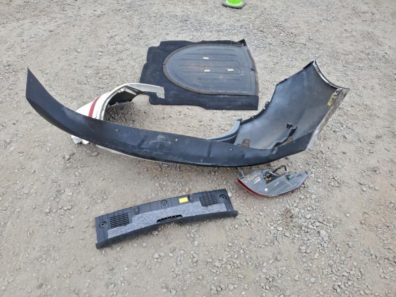 Фото 12 - HYUNDAI ELANTRA