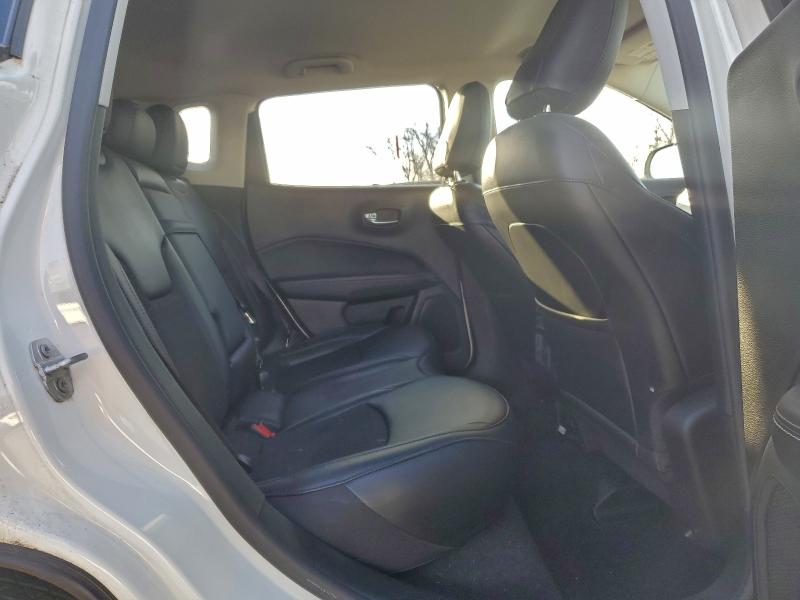 Фото 10 - JEEP COMPASS