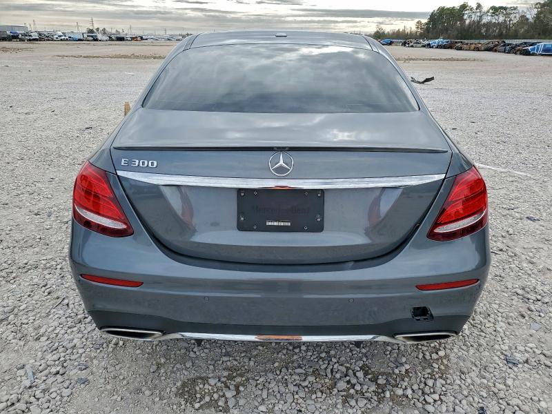 Фото 6 - MERCEDES-BENZ E-CLASS