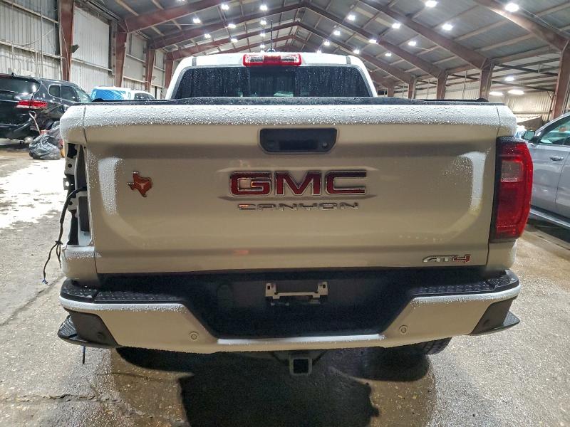 Фото 6 - GMC CANYON