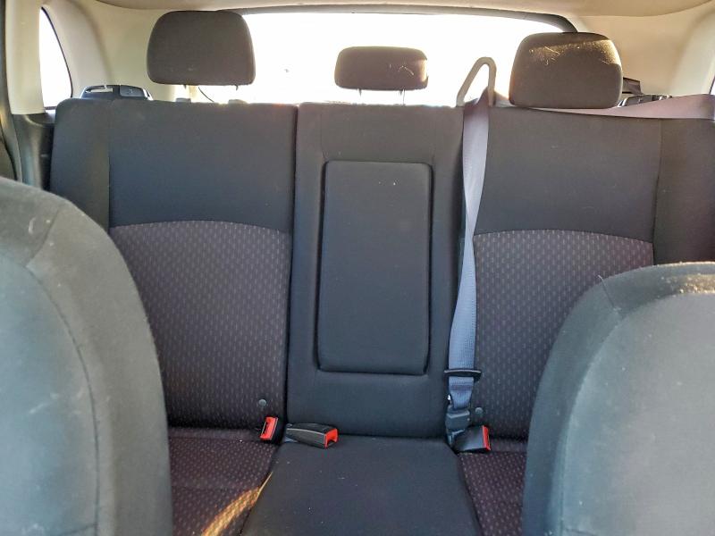 Фото 10 - MITSUBISHI OUTLANDER