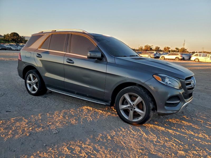 Фото 4 - MERCEDES-BENZ GLE-CLASS