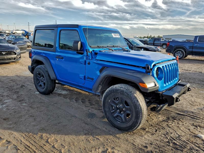 Фото 4 - JEEP WRANGLER
