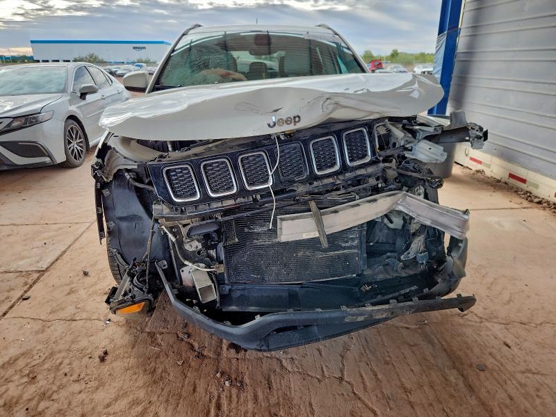 Фото 5 - JEEP COMPASS