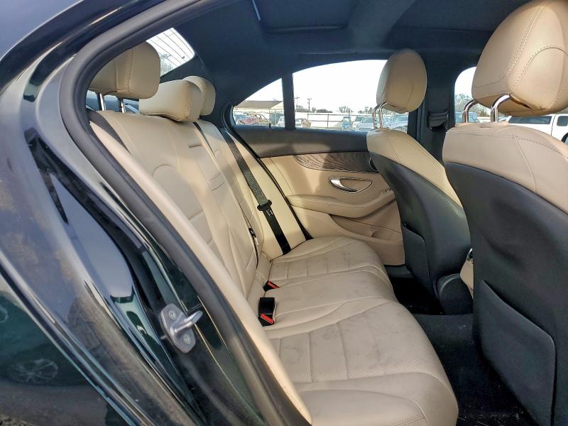 Фото 10 - MERCEDES-BENZ C-CLASS