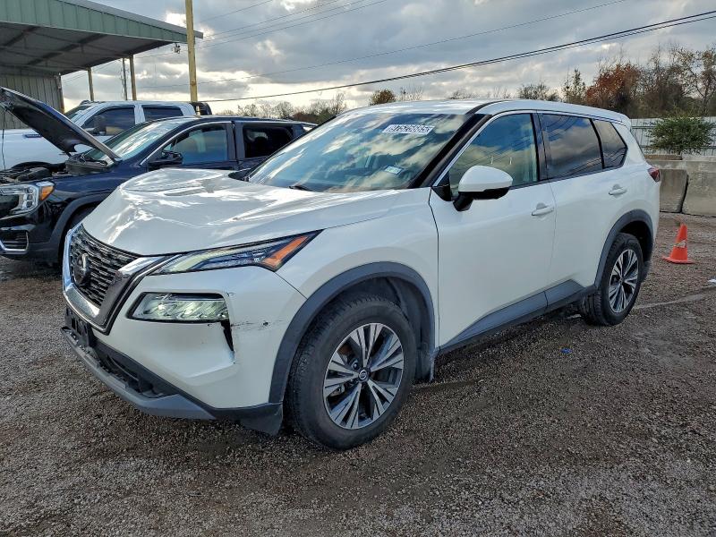 Фото 1 - NISSAN ROGUE