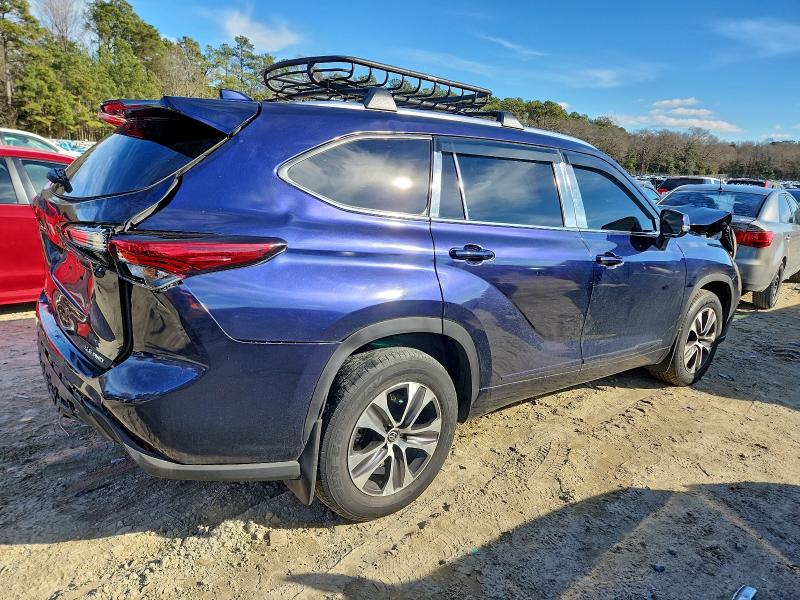 Фото 3 - TOYOTA HIGHLANDER