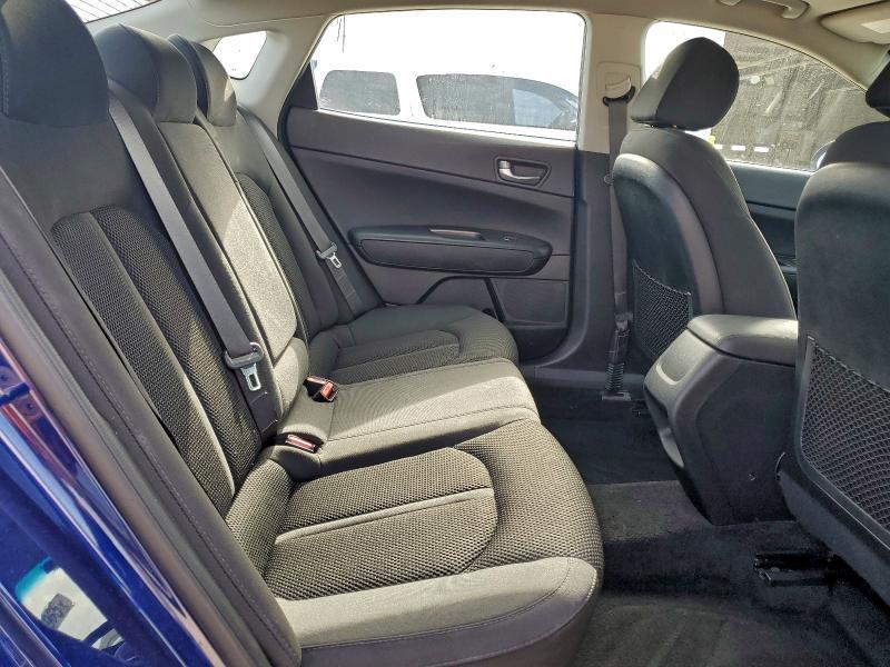 Фото 10 - KIA OPTIMA