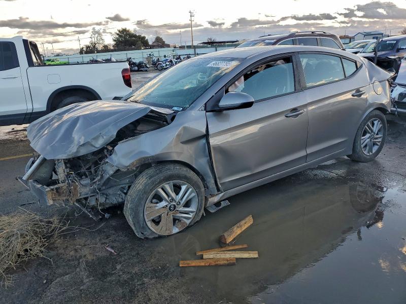 Фото 1 - HYUNDAI ELANTRA