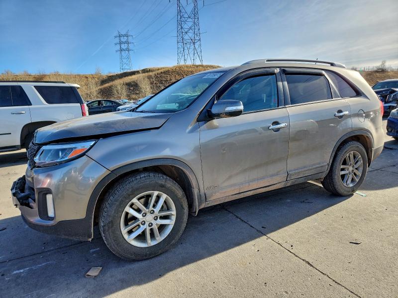 Фото 1 - KIA SORENTO