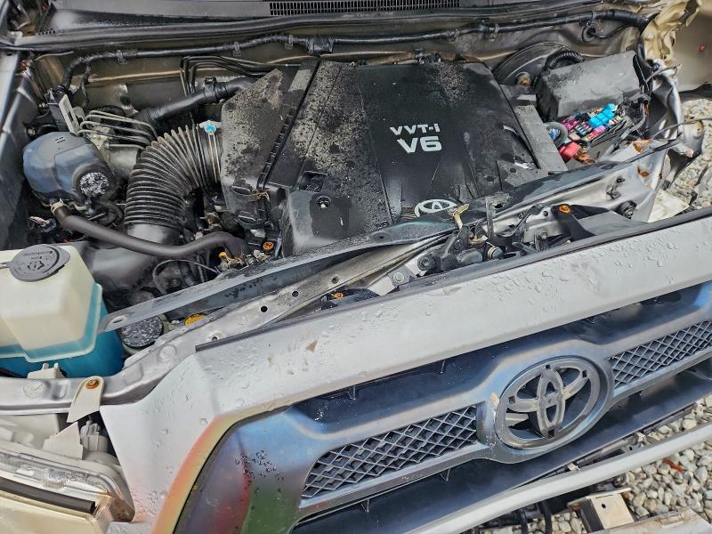 Фото 11 - TOYOTA TACOMA