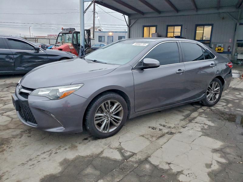 Фото 1 - TOYOTA CAMRY