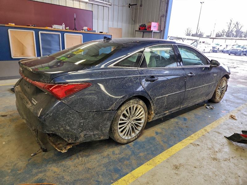 Фото 3 - TOYOTA AVALON