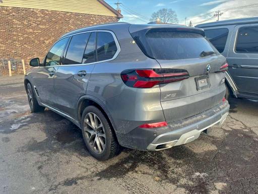 Фото 2 - BMW X5